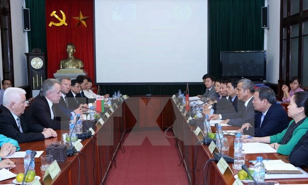 Вьетнам и Беларусь активизируют сотрудничество между профсоюзными организациями - ảnh 1